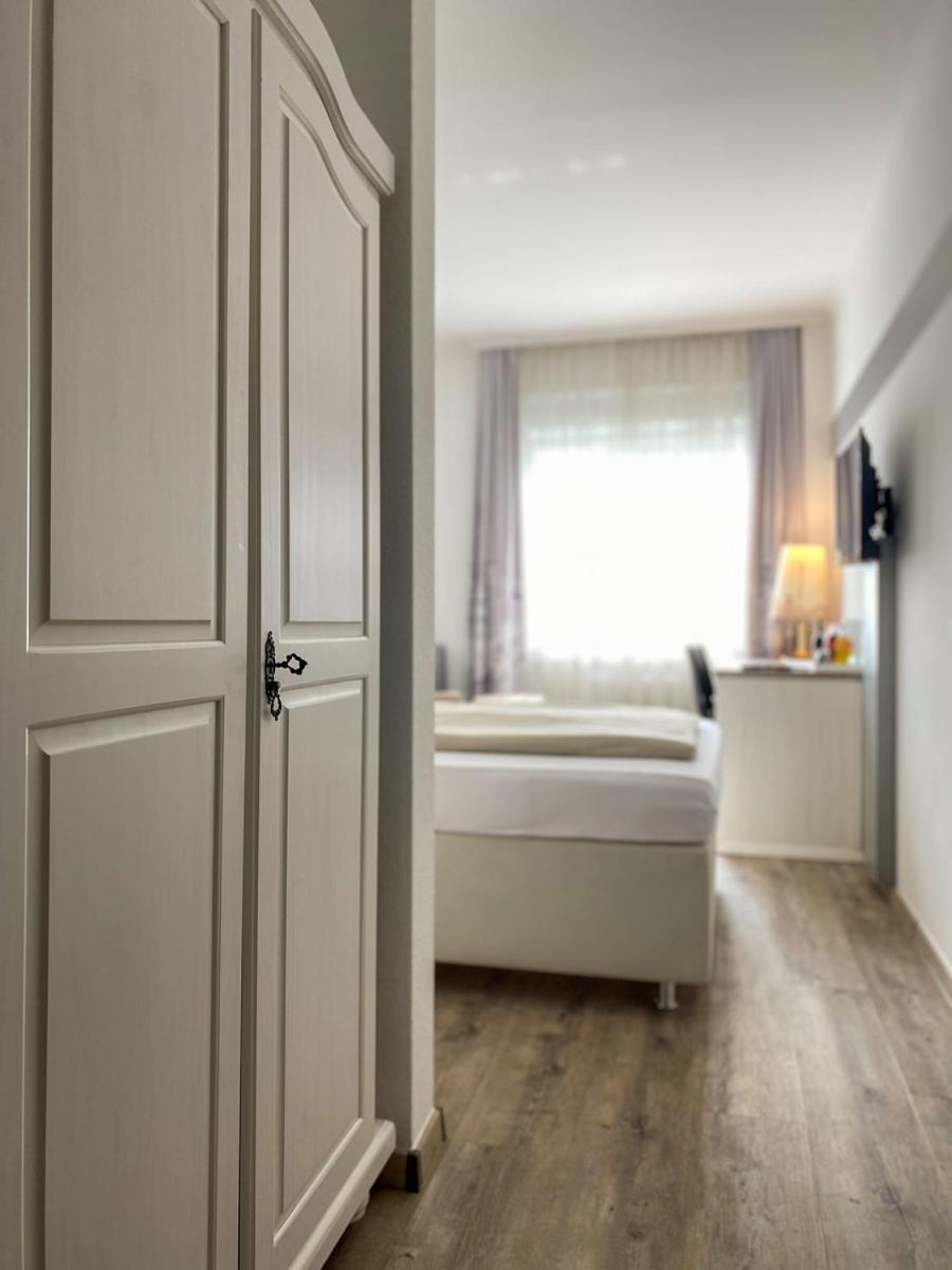 Hotel Angerland Garni Ratingen Extérieur photo