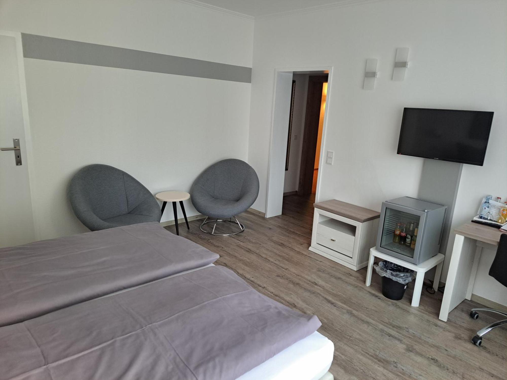 Hotel Angerland Garni Ratingen Extérieur photo