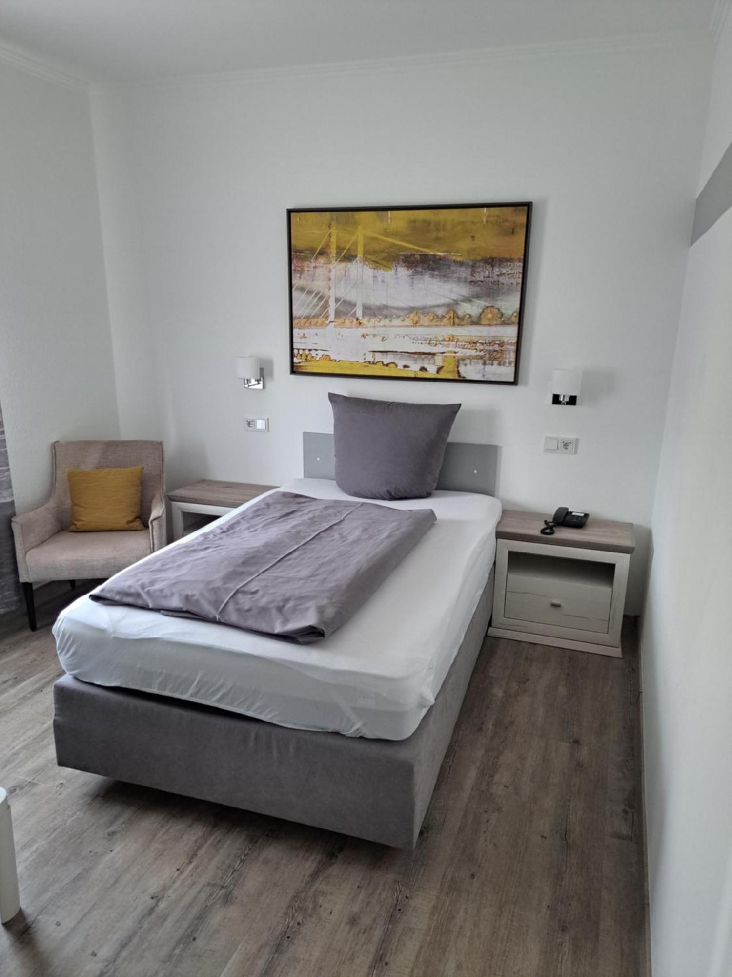 Hotel Angerland Garni Ratingen Extérieur photo